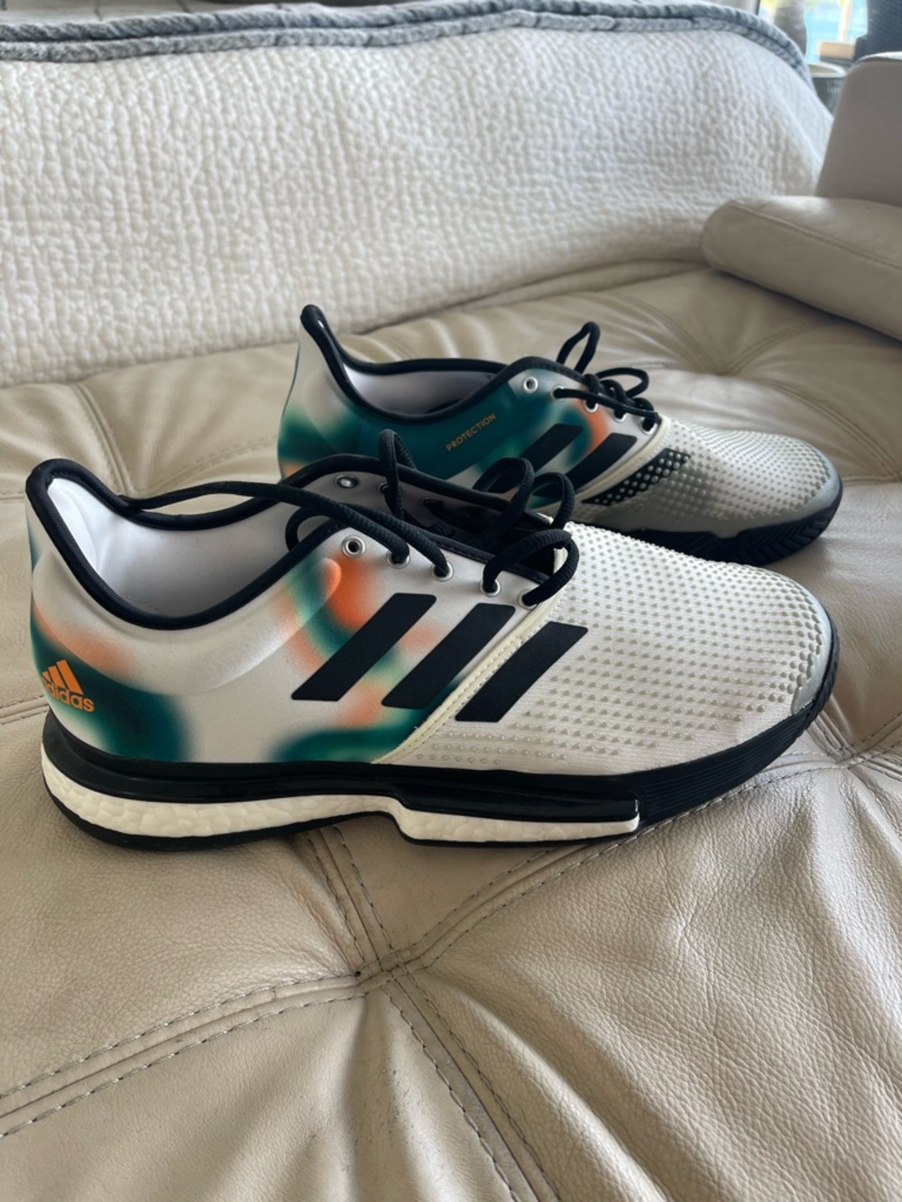 adidas SoleCourt PrimeBlue White and Teal Tennis and Pickleball sneakers-NWT